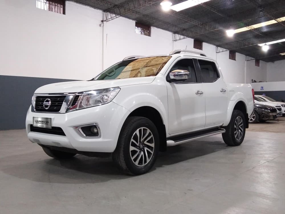 Nissan FRONTIER CD LE 2.3 D 4X4 AT